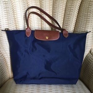 Longchamp Le Pliage Medium Tote Bag in Navy